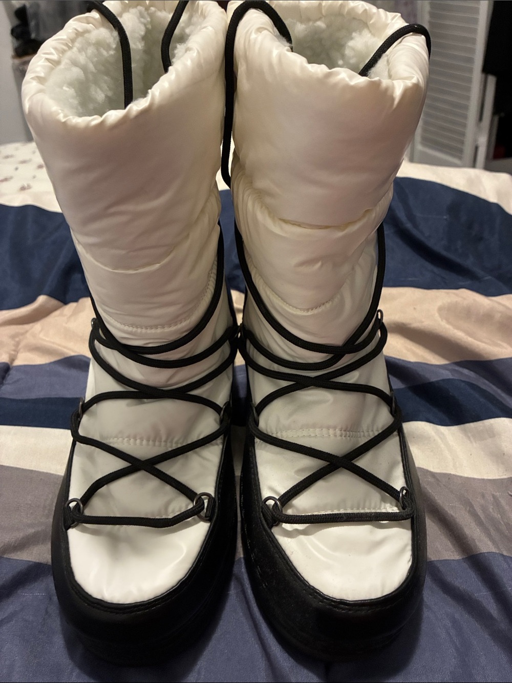 Women's Cream Winter Puffer Boots with Black Lace-Up Detail